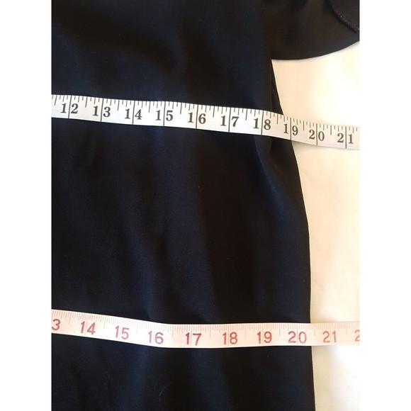 Ann Taylor Blouse Cold Shoulder Ruffle V Neckline Side Slit Black Size Medium - Picture 12 of 12